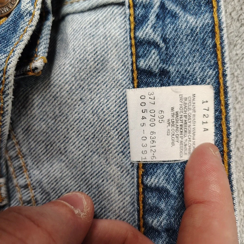 Vintage Levis Jeans Mens 36x35 Blue 545 Straight Loose Fit‎ Medium Wash Denim